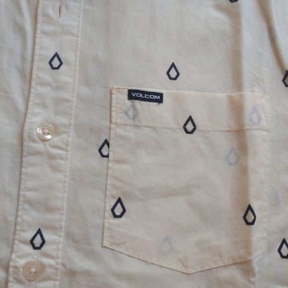 VOLCOM NEW Patterson Short sleeve button up Shirt - Picture 3 of 7